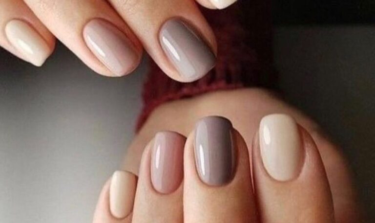 color de uñas para otoño 2022