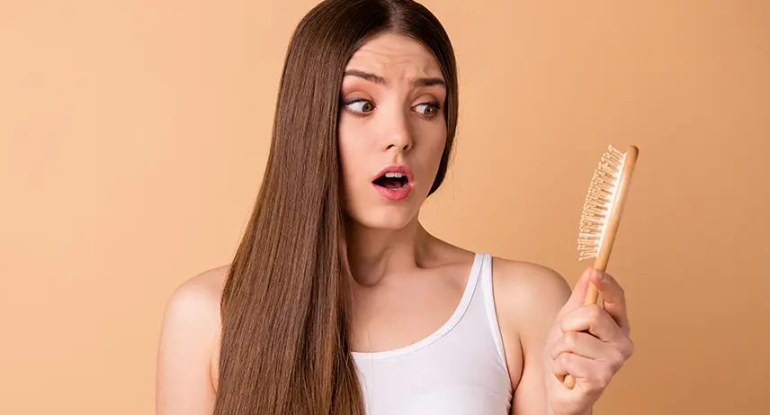 ¿Por qué se cae el pelo en otoño? Consejos para fortalecer tu pelo