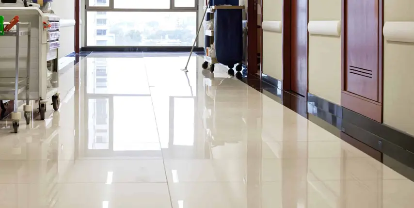 Selecciona un programa sólido de mantenimiento de suelos Selecciona un programa sólido de mantenimiento de suelos