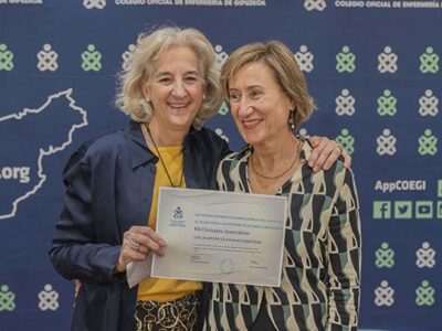 El COEGI entrega su premio al desarrollo de la profesión enfermera 2023 a Javier Ortiz de Elguea