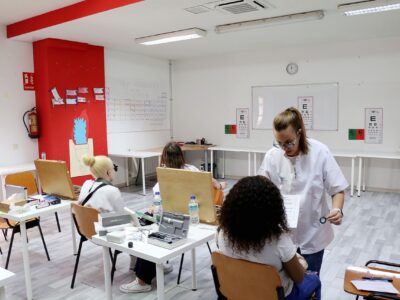 Ver para Crecer da nuevas oportunidades laborales desde la salud visual en Getafe