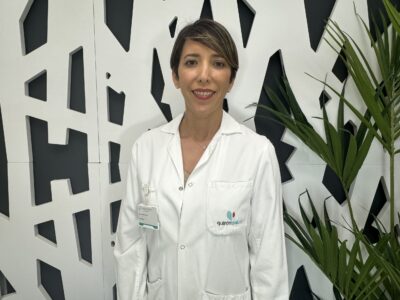 Lourdes Ruiz, oftalmóloga de Policlínica Gipuzkoa: «Con la microexfoliación palpebral prevenimos la blefaritis, una de las causas principales del orzuelo y del ojo seco»