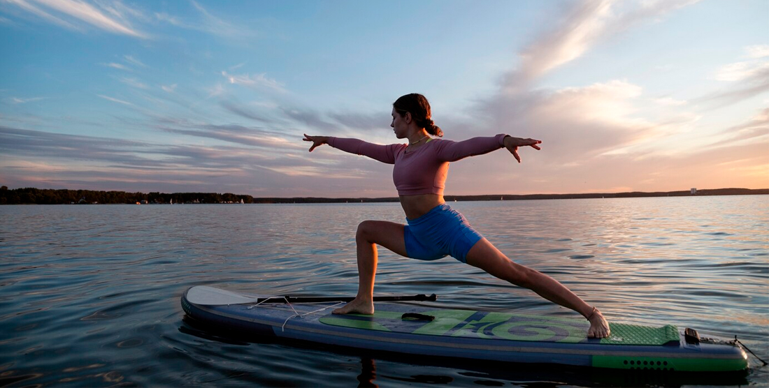 Yoga en Paddle Board Equilibrio y serenidad