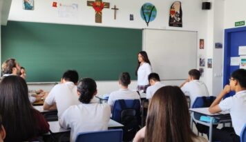 Hablar para aprender: la apuesta del Colegio Juan Pablo II de Parla por los exámenes orales