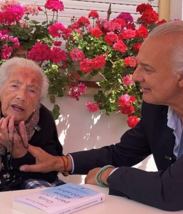 El secreto de la eterna juventud de Teresa a las puertas de sus 112 años lo comparte con el Dr. de la Peña