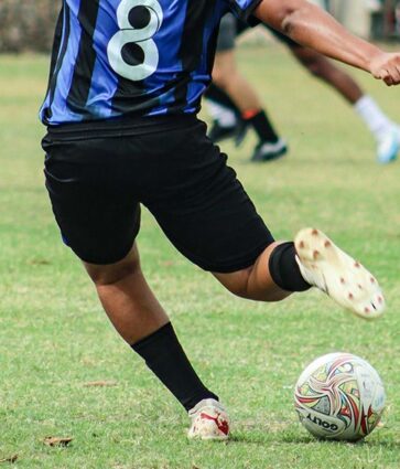 Beneficios y riesgos del fútbol como práctica deportiva, analizados por el Dr. Eduardo Alegría, cardiólogo de Policlínica Gipuzkoa y responsable de los chequeos deportivos de la Real Sociedad