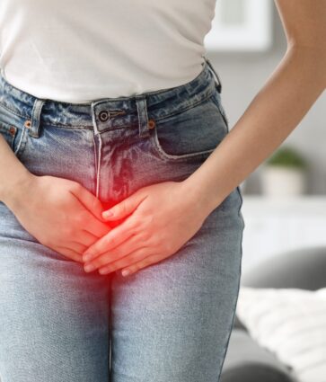 Dr. Pablo Melendo, urólogo de Policlínica Gipuzkoa: «El uso de bañadores mojados y la deshidratación propician el aumento de cistitis en verano»