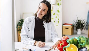 Formación Universitaria institución académica líder en la preparación para el Técnico Superior en Dietética