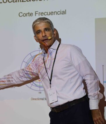 La I Masterclass ‘More than Hearing’ se confirma como punto de inflexión en el enfoque audición–cognición, según los audioprotesistas