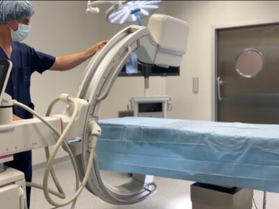 El Hospital Quirónsalud Bizkaia incorpora un nuevo arco quirúrgico en C para intervenciones más seguras y precisas