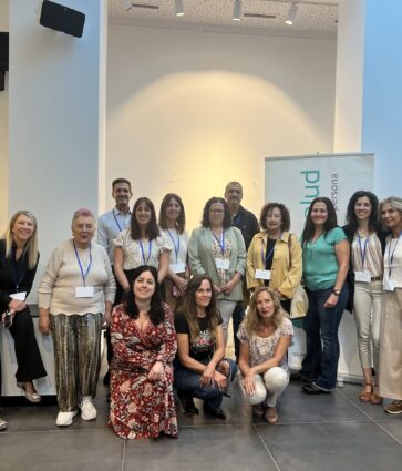 El Hospital Quirónsalud Vitoria celebra el I Encuentro ‘Juntos Hacemos Más’ con asociaciones de pacientes de Álava