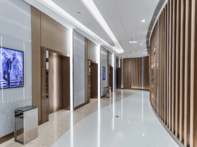 Tot-Net impulsa la salud y el bienestar en edificios corporativos con servicios de limpieza alineados con la certificación WELL