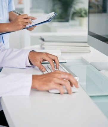 ASHO supera los 750.000 euros en adjudicaciones públicas en 2025 y refuerza su liderazgo en codificación sanitaria en España