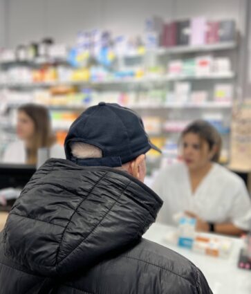 La Red de Farmacias Centinela de Euskadi ha detectado en su primer año de funcionamiento 356 casos de posibles reacciones adversas a medicamentos