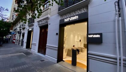 Hölsttein clínica capilar en Valencia referente en tratamientos capilares