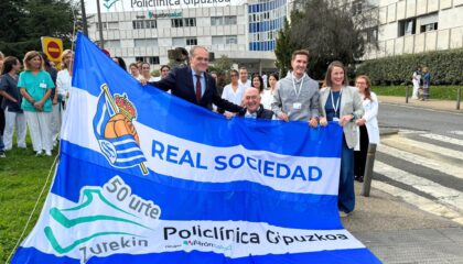 La Real Sociedad homenajeará a Policlínica Gipuzkoa este domingo en el Estadio de Anoeta con motivo de su 50 aniversario