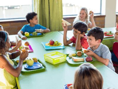 GRUPO MAESTRO refuerza su compromiso con la alimentación saludable en los comedores escolares de Madrid