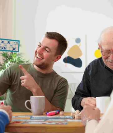 La otra cara de la Navidad y el compromiso de Residencial Palau con la soledad no deseada