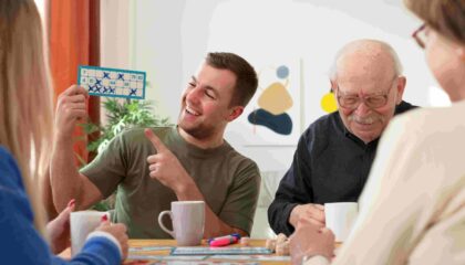 La otra cara de la Navidad y el compromiso de Residencial Palau con la soledad no deseada