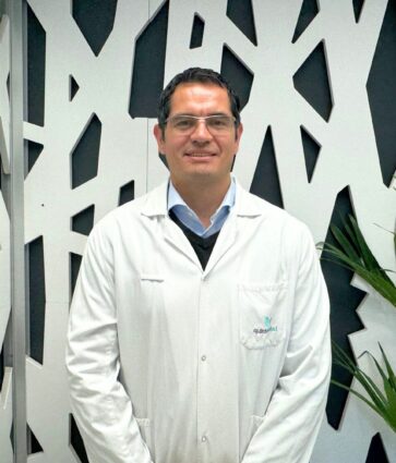 El traumatólogo de Policlínica Gipuzkoa, Dr. Gastón Camino, recibe un prestigioso reconocimiento internacional por su investigación en columna vertebral