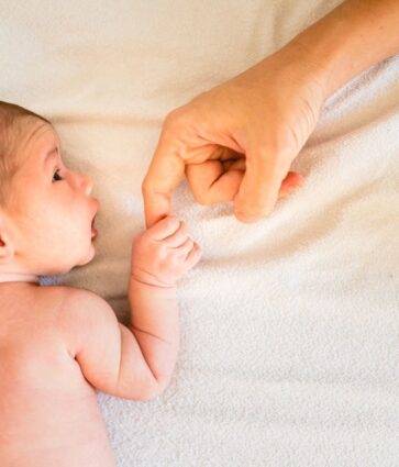 Dr. Alberto Aldana, pediatra de Policlínica Gipuzkoa: «Rodearse de un pediatra de confianza es clave desde el nacimiento»