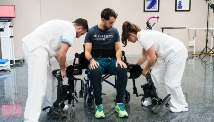 «En neurorrehabilitación robótica trabajamos pensando en la vida real del paciente: que pueda moverse por casa con seguridad y reducir el riesgo de caídas», explica Sara García Delgado