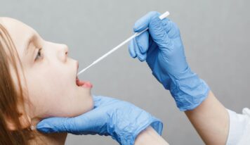 Dr. Carlos Saga, otorrinolaringólogo de Policlínica Gipuzkoa: «La mínima invasión debe ser la norma en el tratamiento de las enfermedades de las glándulas salivales»