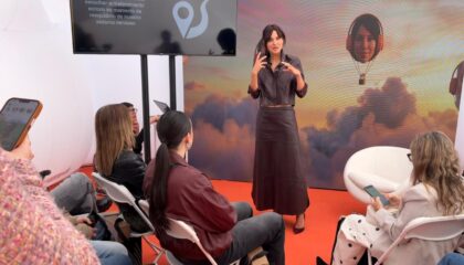 La neurocientífica Ana Ibáñez analiza junto a Audible el impacto del audio entretenimiento en el cerebro