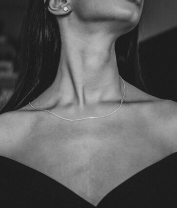 Germaine Goya explica cómo rejuvenecer cuello y escote: los tratamientos más avanzados